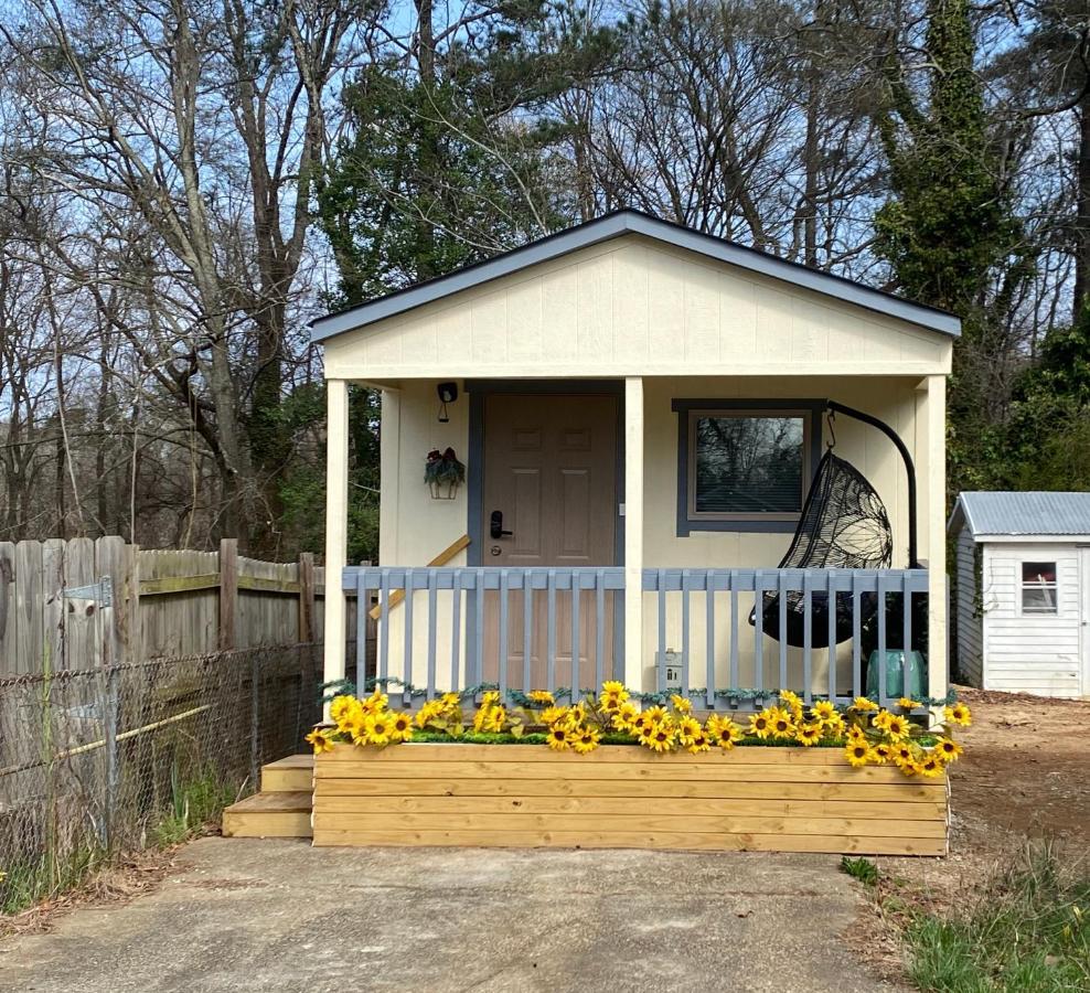 Your Own Cozy Tiny Home Austell Ngoại thất bức ảnh